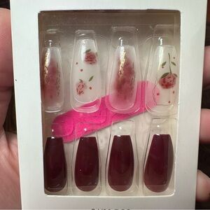 Floral press on nails new in box